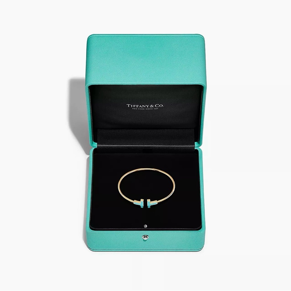 Tiffany&co ,gold bracelet,I have everything box - Picture 5 of 5